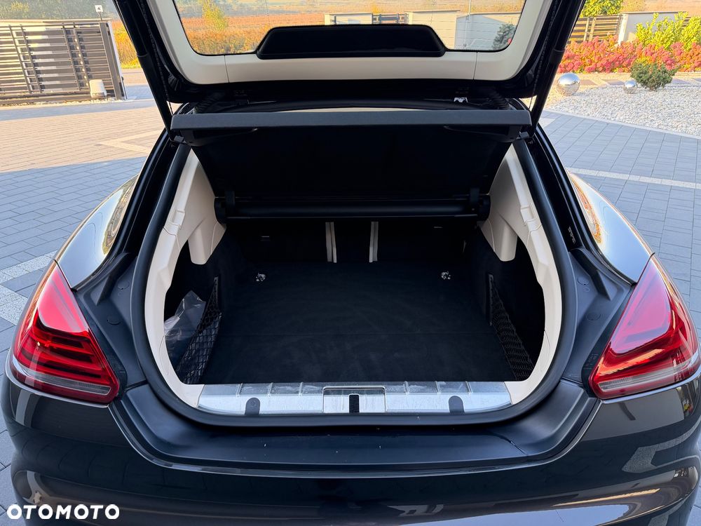 Porsche Panamera Turbo Executive - 37