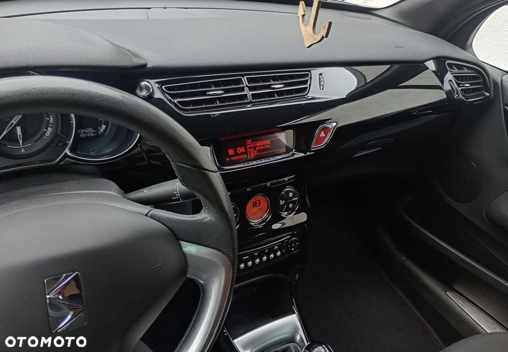 Citroën DS3 1.6 VTi SoChic - 12