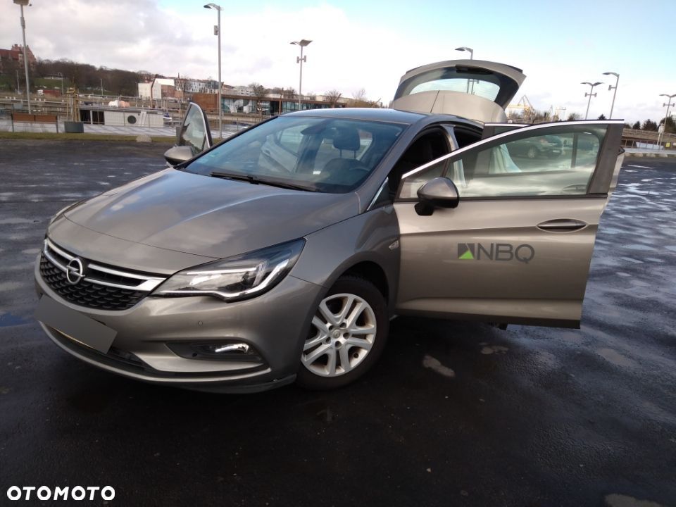 Opel Astra 1.4 T Dynamic - 6