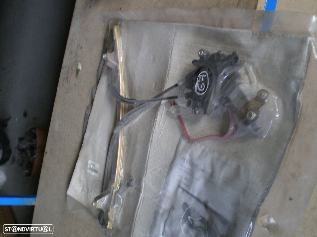 Elevador Com Motor 106170104 PEUGEOT 106 1996 5P FE - 1