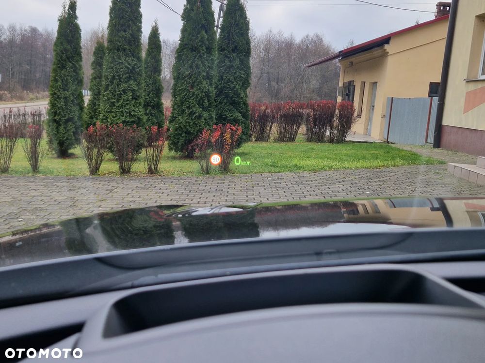 Kia Stinger 2.2 CRDI GT Line - 25