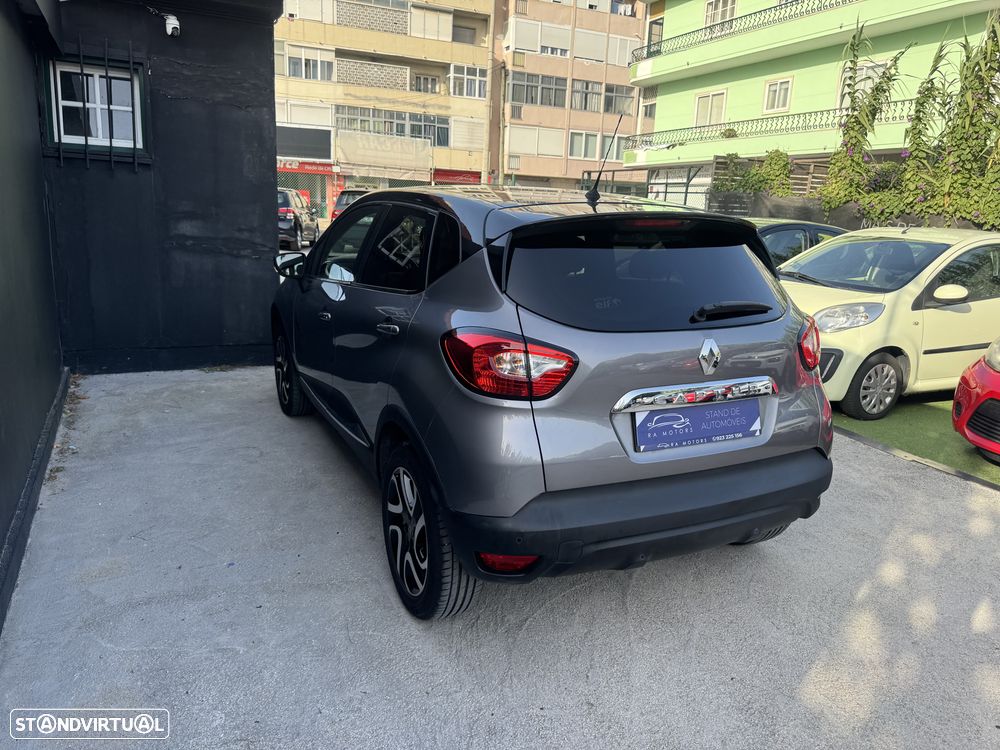 Renault Captur 0.9 TCE Exclusive - 6