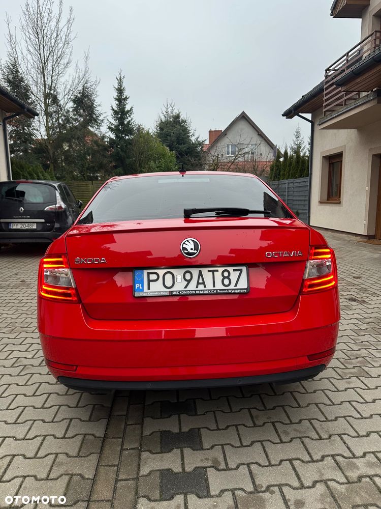 Skoda Octavia 1.8 TSI Style DSG - 6