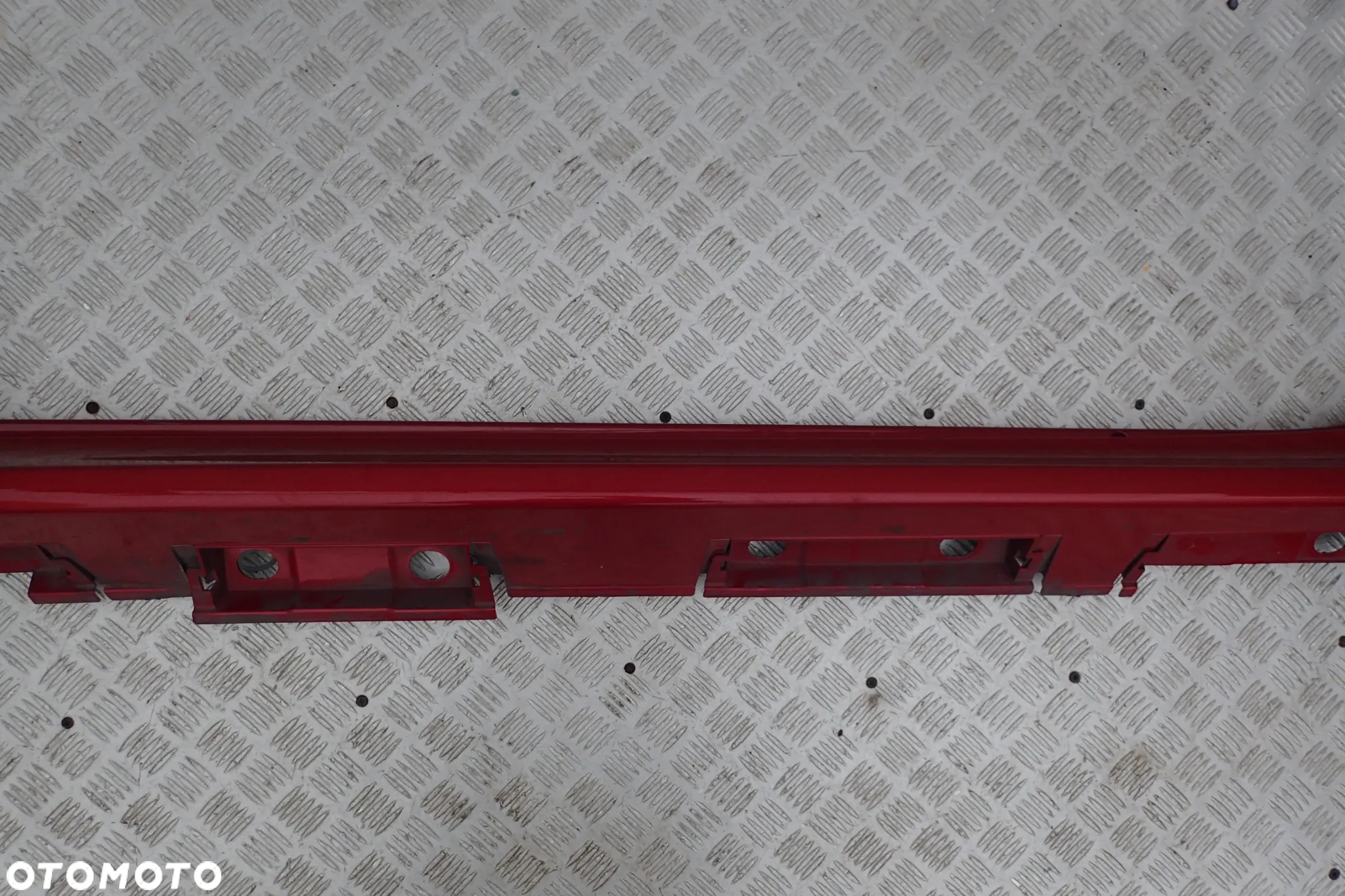 PRÓG LISTWA PROGOWA LEWA / PRAWA TOYOTA YARIS IV 75860-K0080 / 75850-K0080 - 4