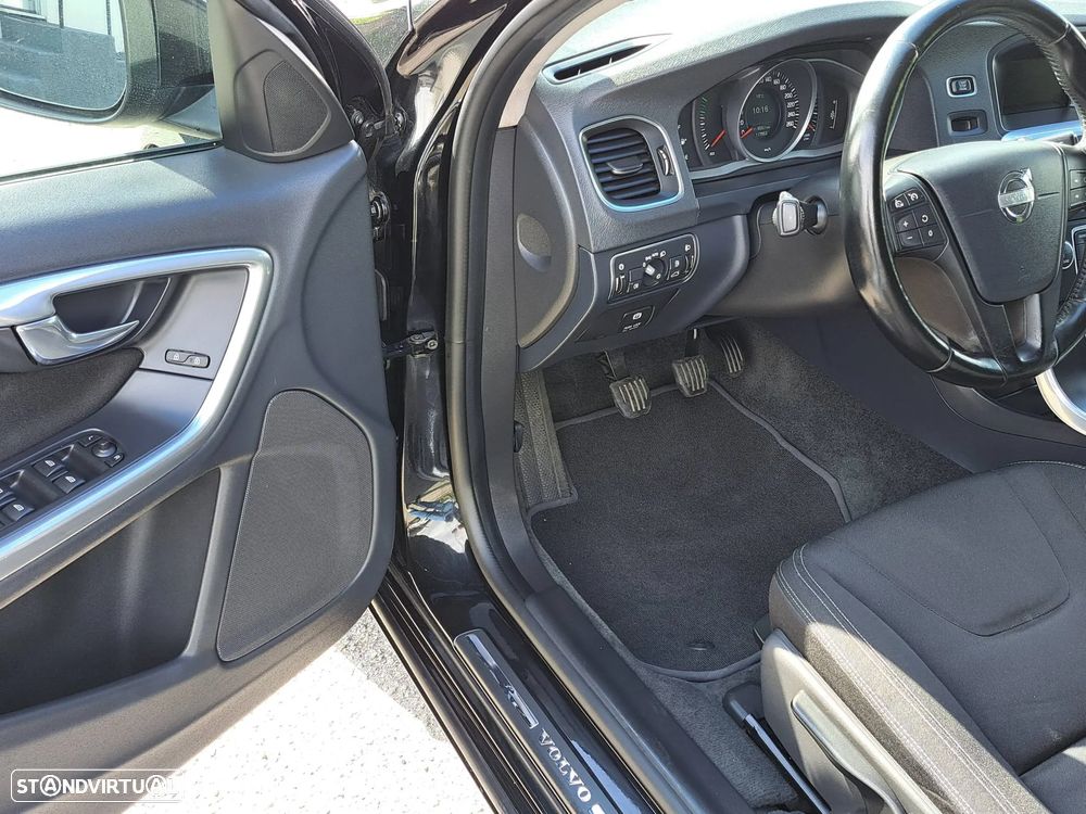 Volvo V60 1.6 D2 Drive Kinetic Start/Stop - 17