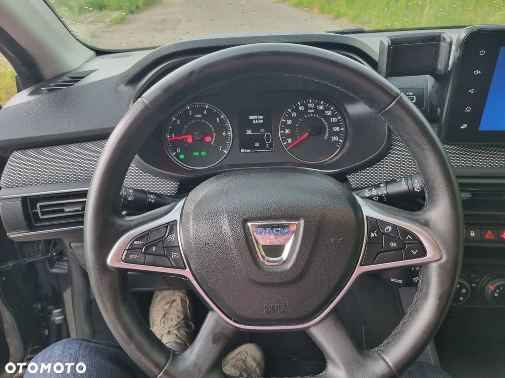 Dacia Sandero TCe 90 Essential - 18