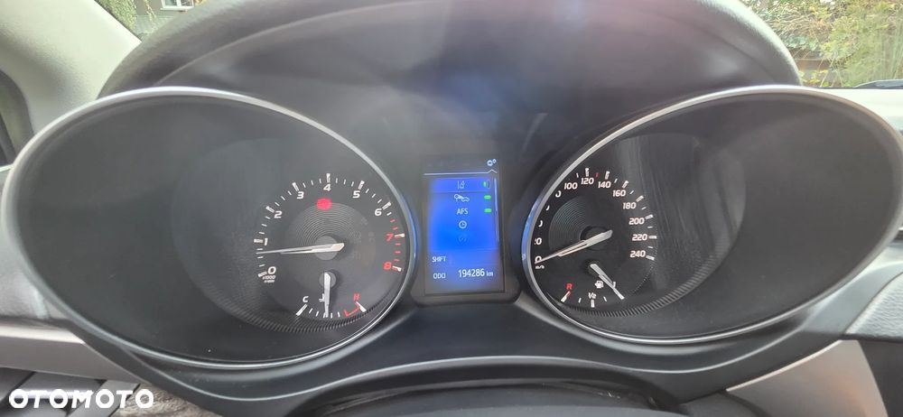 Toyota Avensis 1.8 Prestige - 19