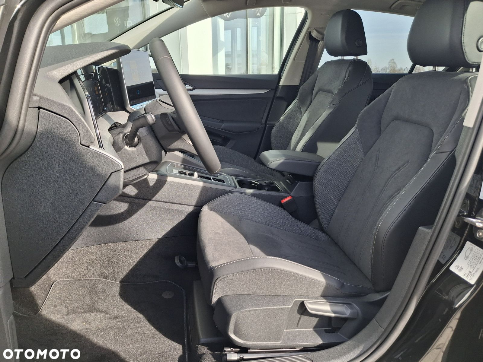 Volkswagen Golf - 10