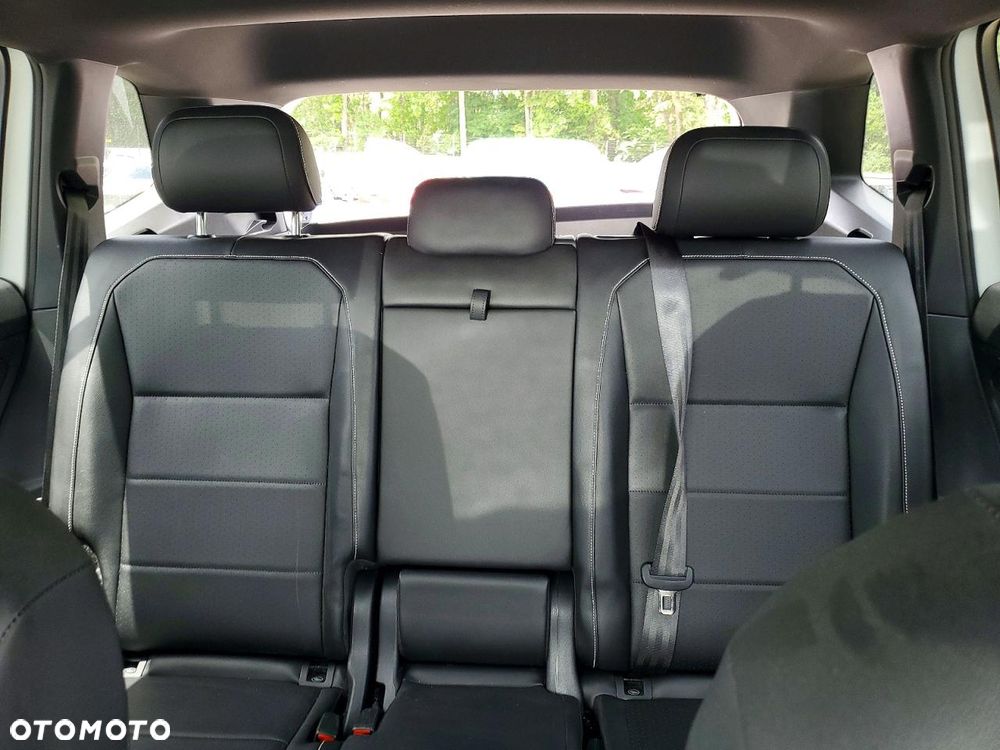 Volkswagen Tiguan 2,0 TSI OPF 4Motion DSG R-Line - 11