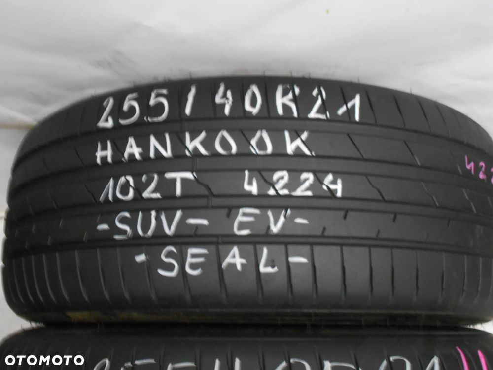 OPONY 255/40R21 HANKOOK ION EVO SUV SEAL DOT 4224 7MM - 2
