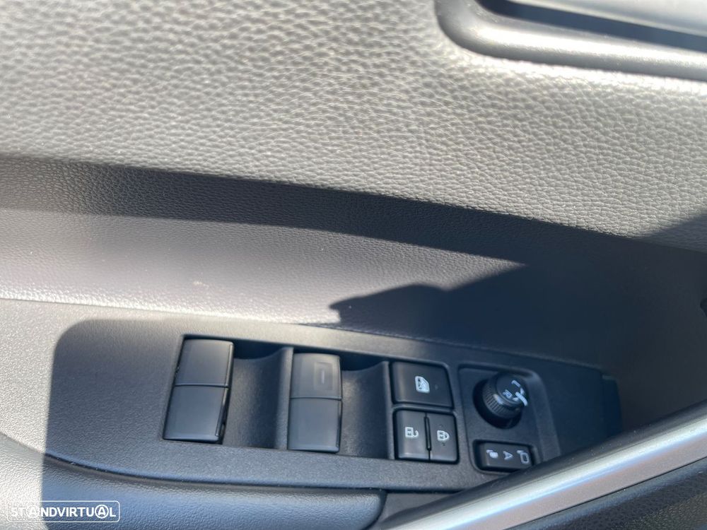 Toyota Corolla Cross 1.8 Hybrid Exclusive - 26
