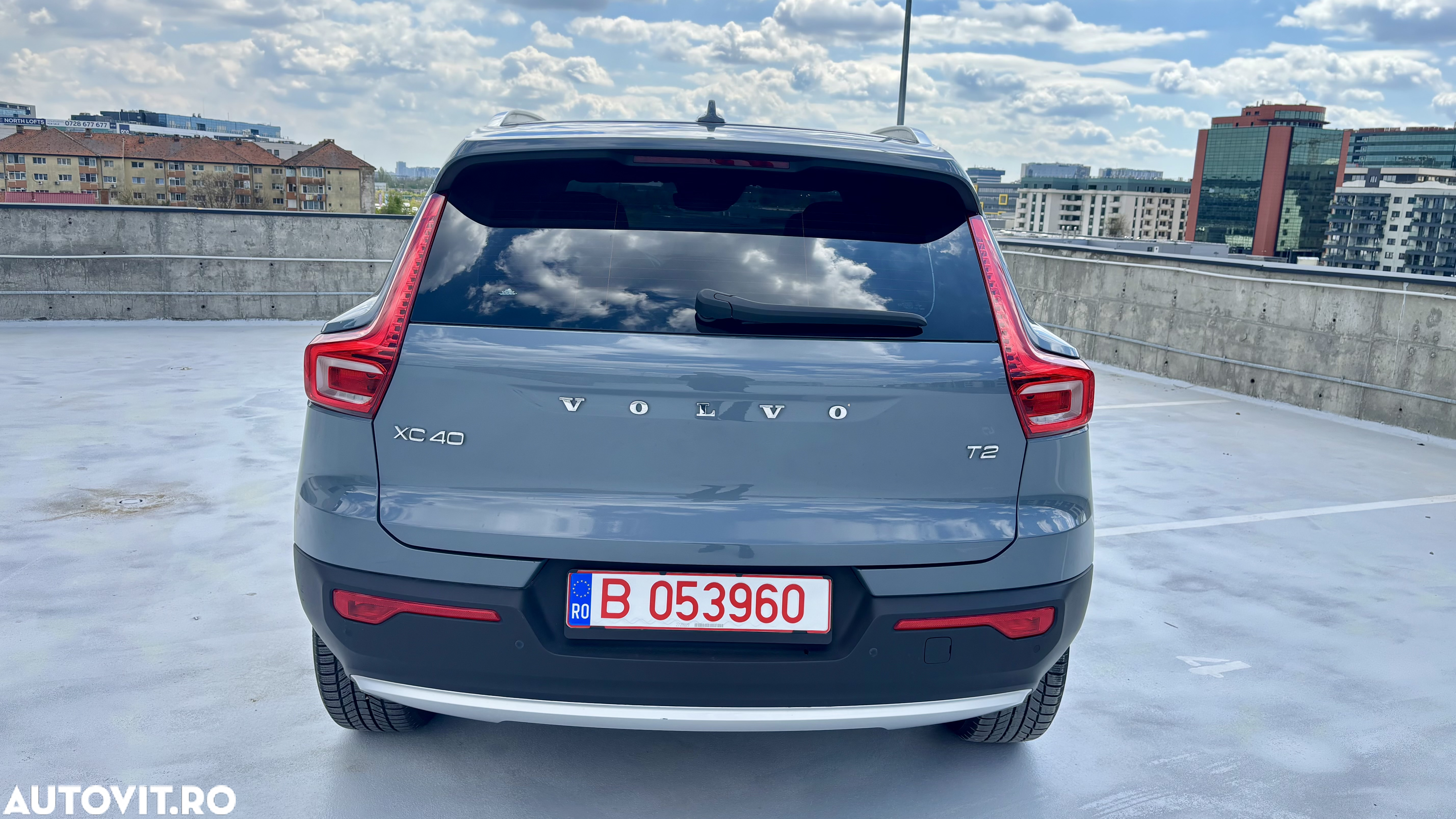 Volvo XC 40 T2 AT8 Momentum - 14