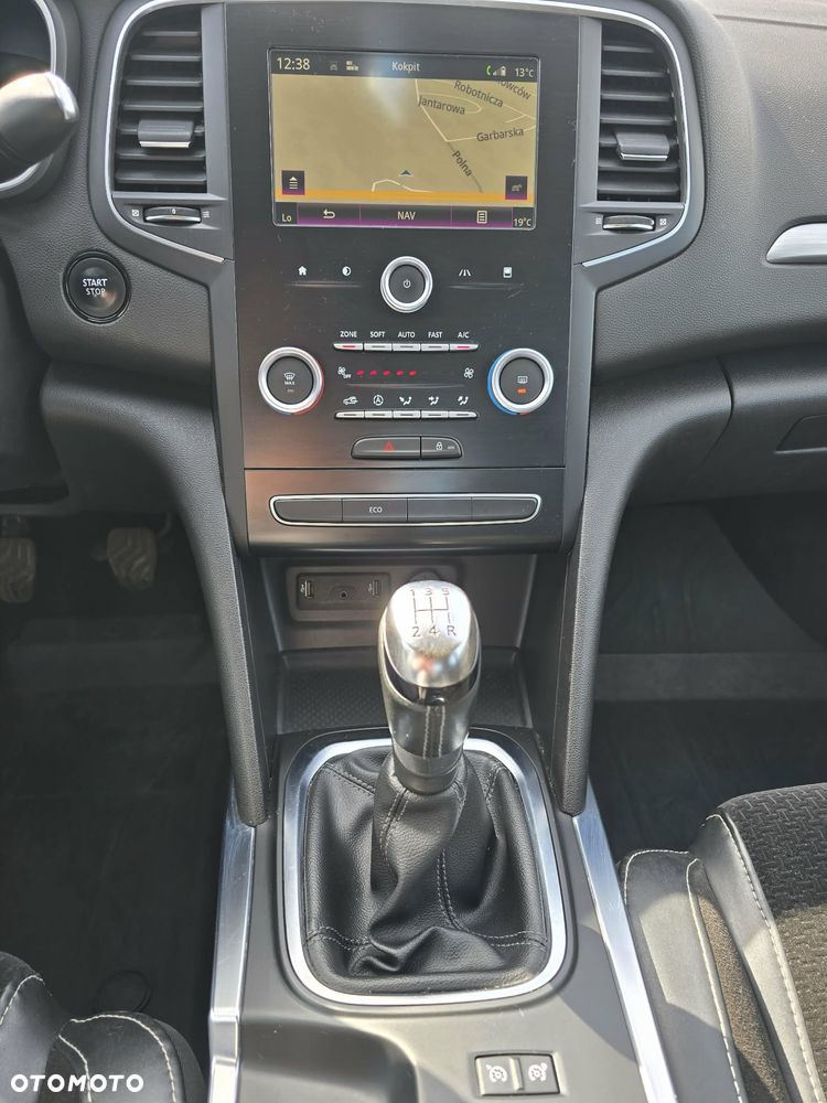 Renault Megane 1.6 SCe Intens - 15