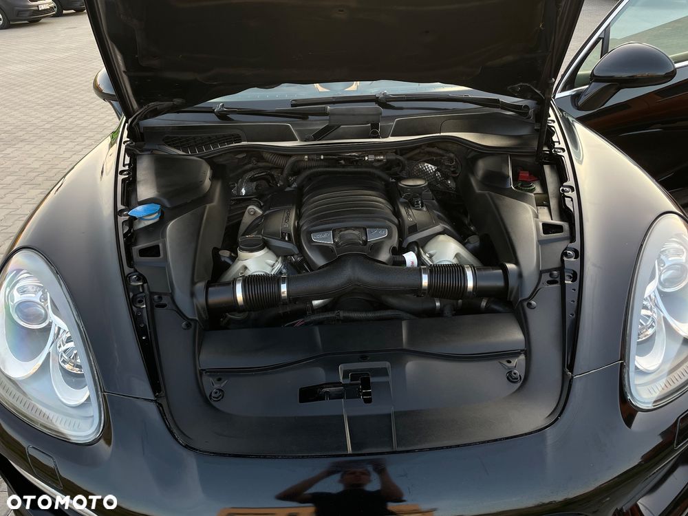 Porsche Cayenne - 22