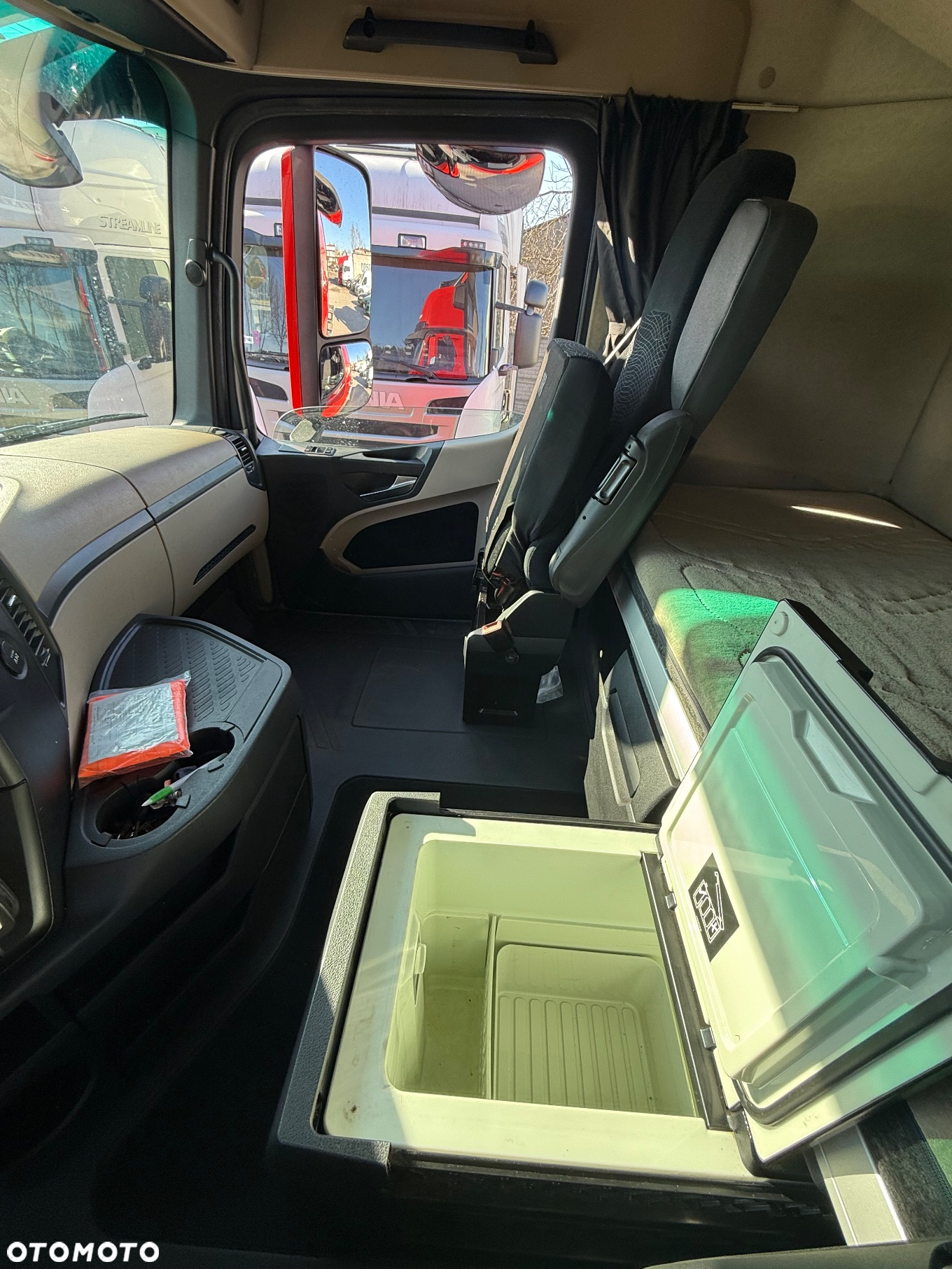 Mercedes-Benz Actros 2545 GigaSpace LowDeck - 27