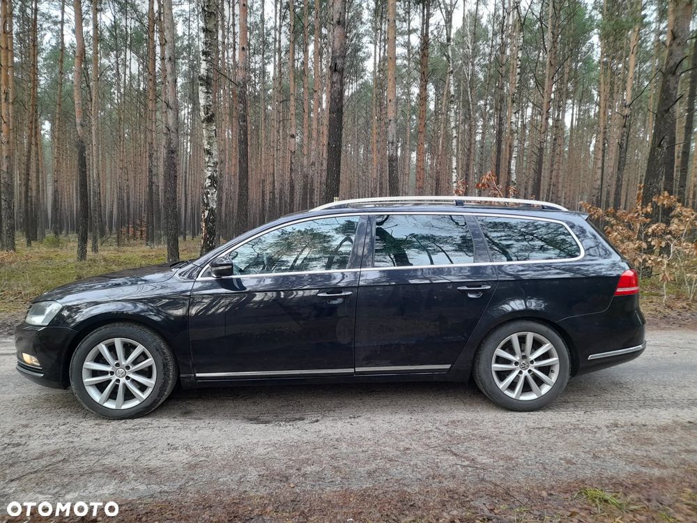 Volkswagen Passat 1.6 TDI DPF BlueMotion Technology Highline - 3