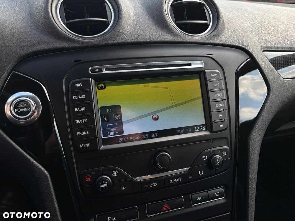 Ford Mondeo 2.0 EcoBoost Titanium S - 23