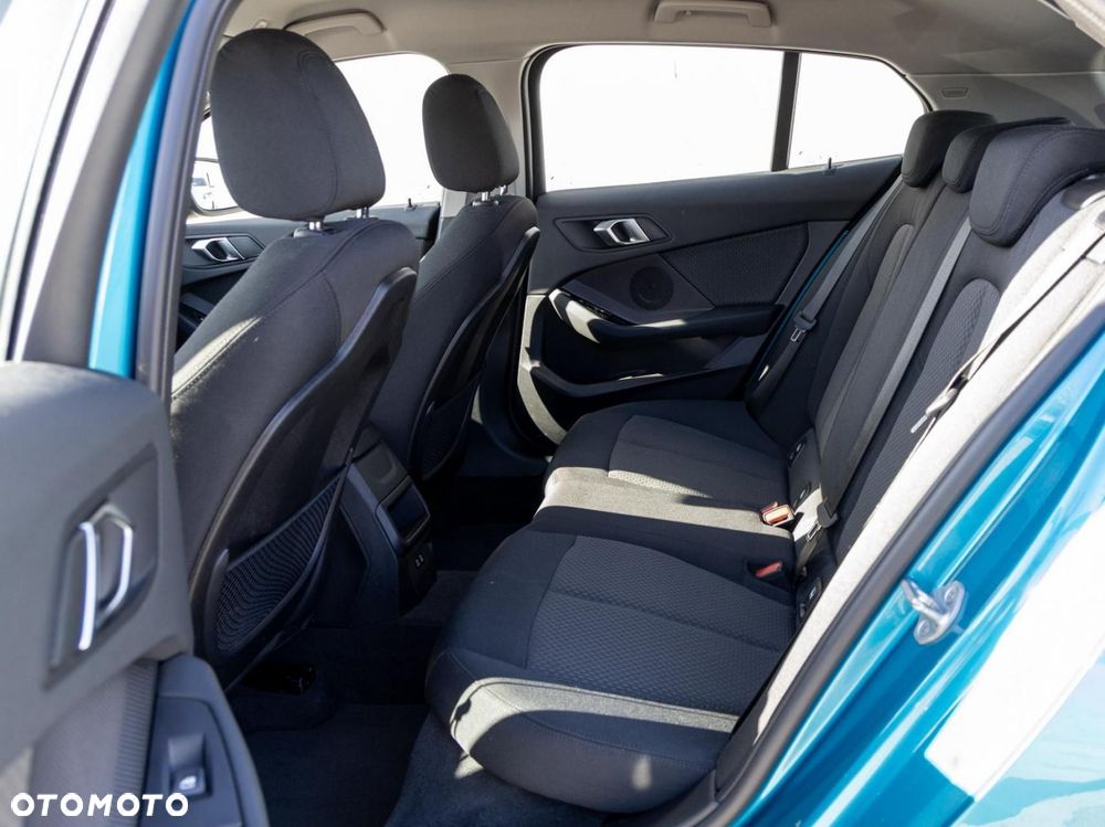 BMW Seria 1 - 10