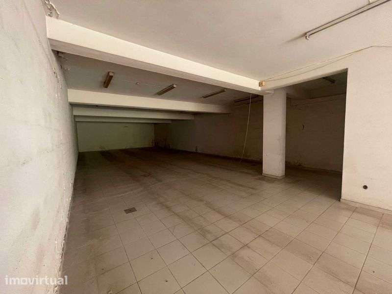 Vende-se ou aluga-se – Excelente Localização em Faro - Grande imagem: 3/5