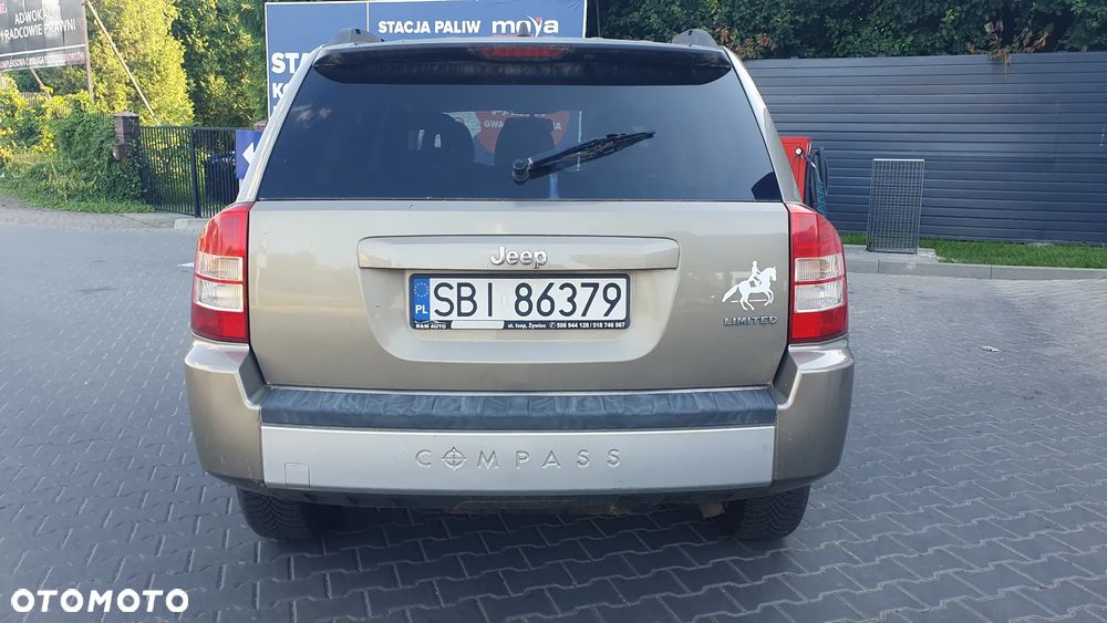 Jeep Compass 2.4I 4x4 Sport - 13