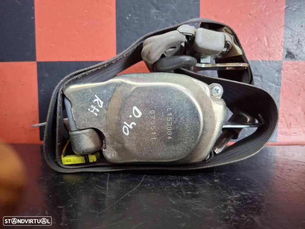 Cinto Frente Direito Nissan Np300 Navara (D40) - 1