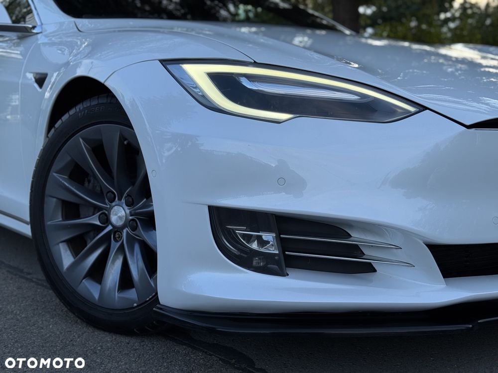 Tesla Model S Long Range Plus - 5