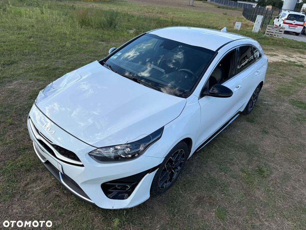 Kia ProCeed 1.5 T-GDI DCT7 OPF GT LINE - 24