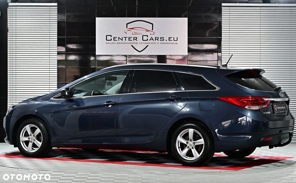 Hyundai i40 Kombi blue 1.6 Classic - 13