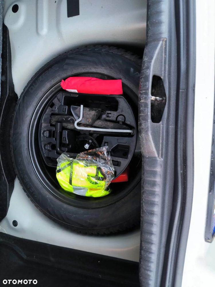 Citroën C3 1.2 PureTech Shine - 18