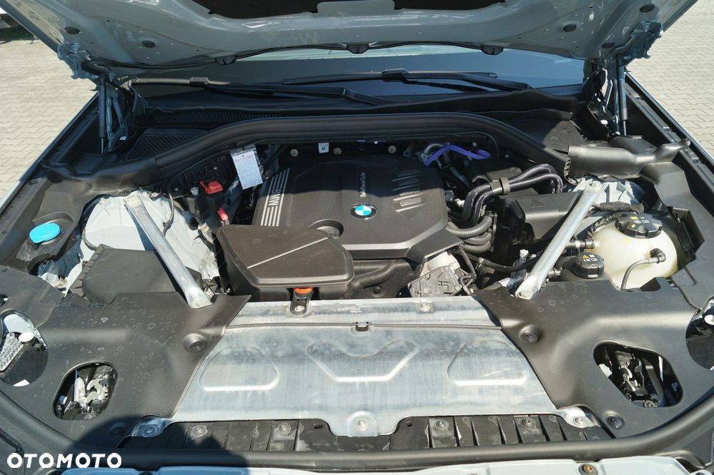 BMW X4 - 25