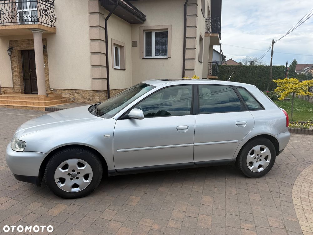 Audi A3 Sportback 1.6 Ambition - 10