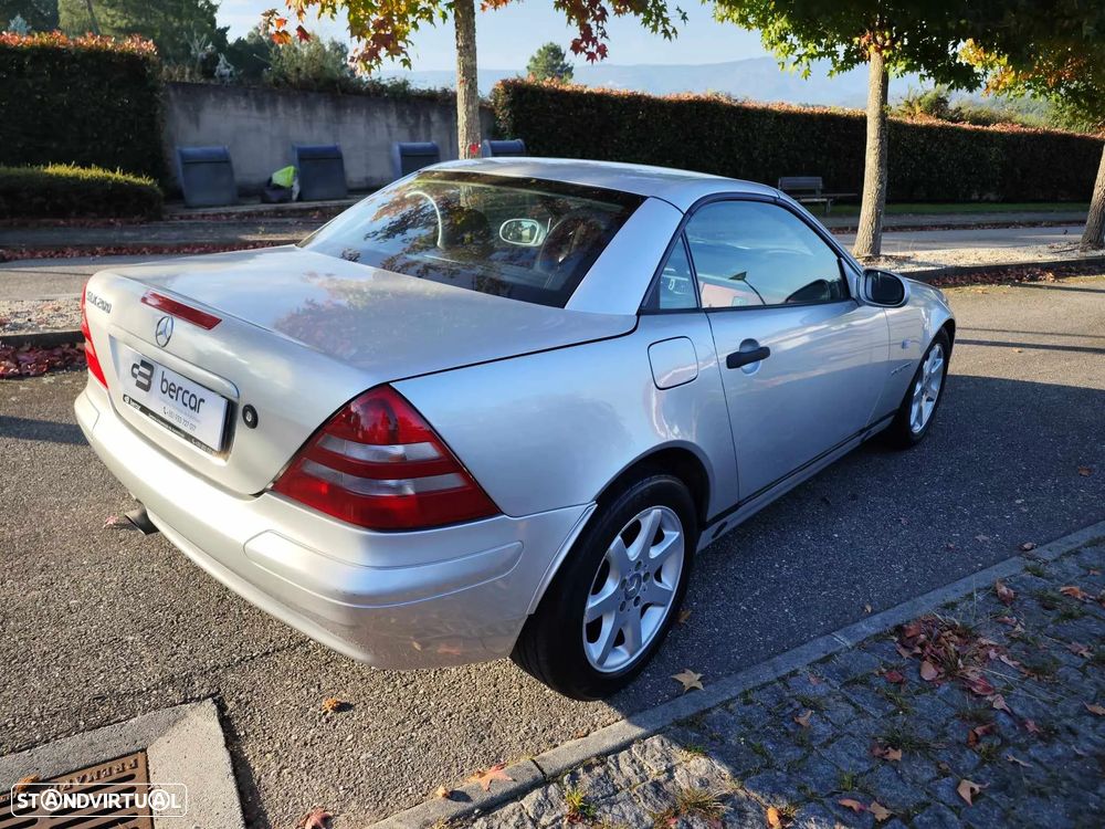 Mercedes-Benz SLK 200 - 5