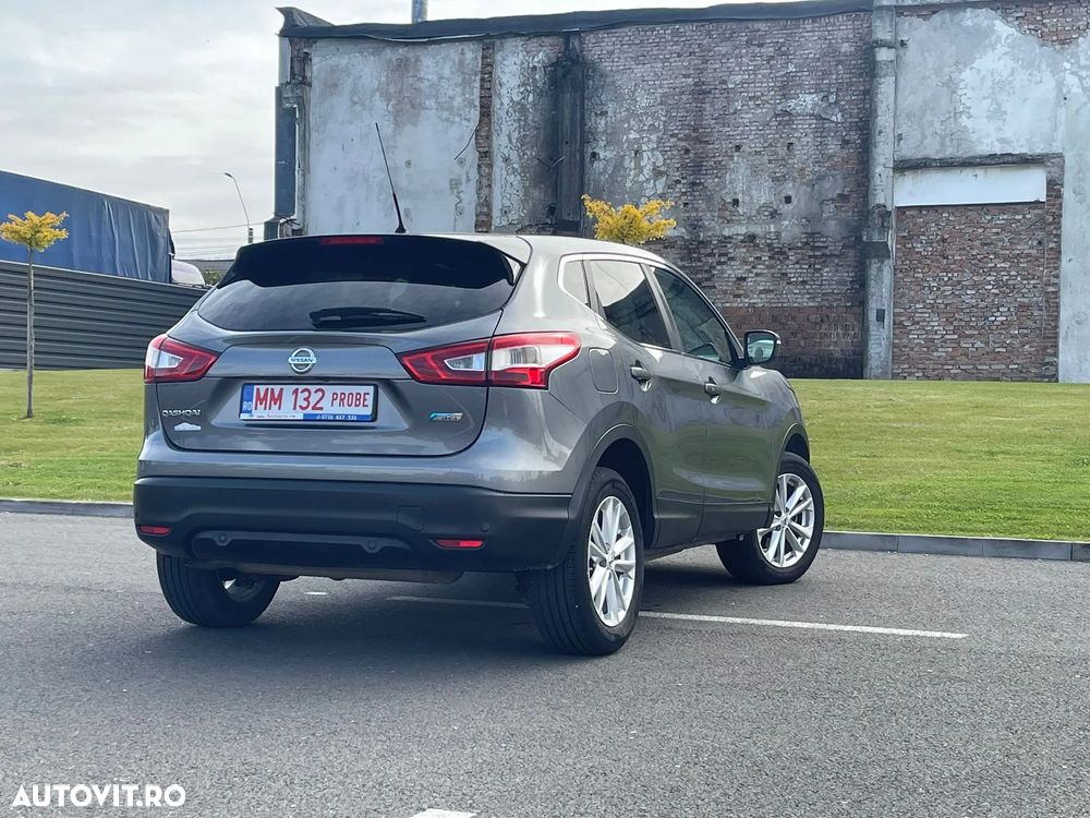 Nissan Qashqai 1.6 DCI Start/Stop N-Connecta - 18