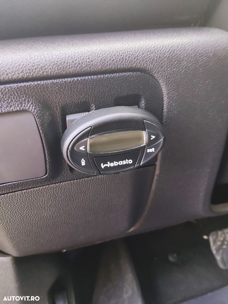 Renault Megane ENERGY dCi 110 EDC INTENS - 16