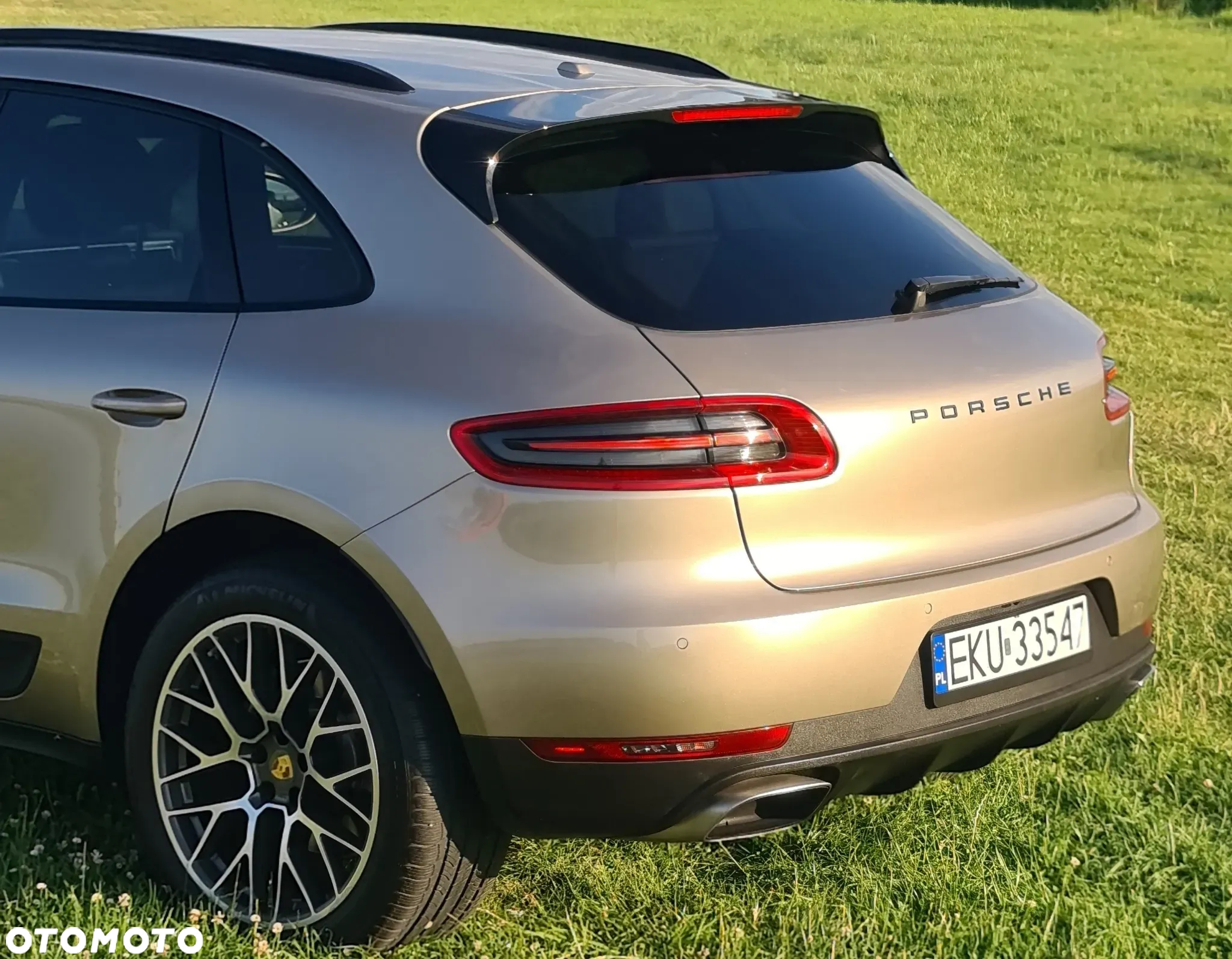 Porsche Macan - 4
