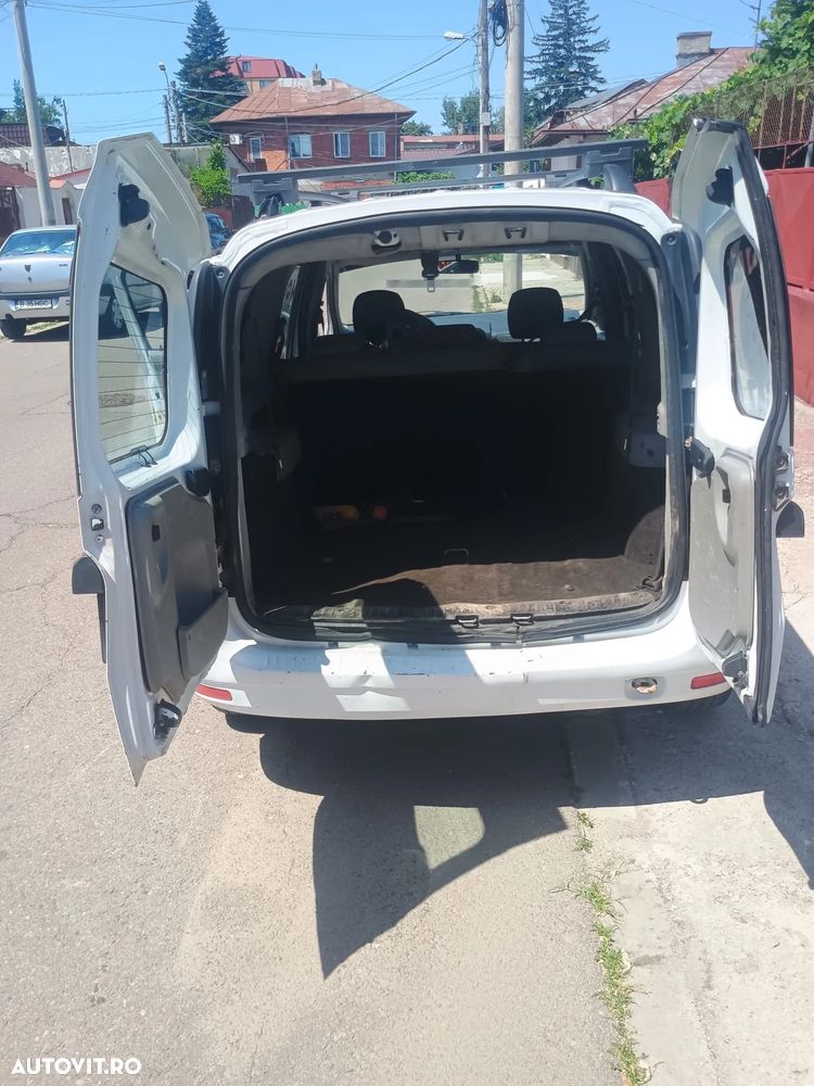 Dacia Logan 1.6 MPI Laureate - 5