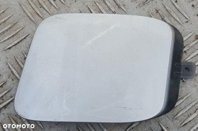 ZAŚLEPKA ZDERZAKA TYŁ HAK / HOL AUDI A3 P8 KOLORY 8P4807441 - 10