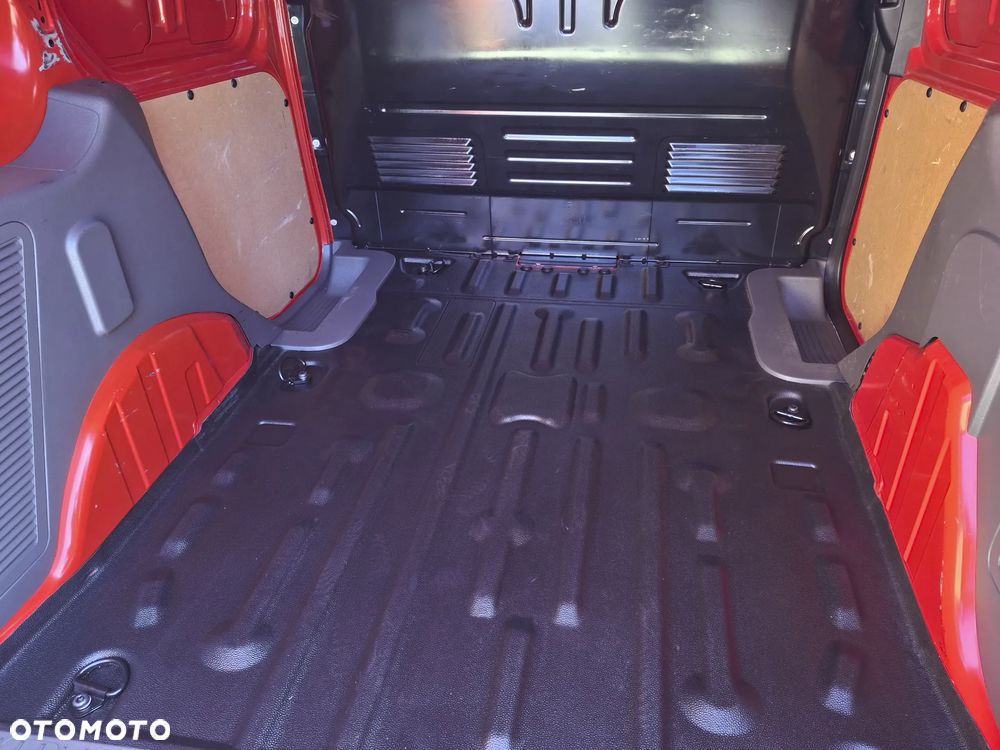 Ford TRANSIT CONNECT TREND - 12