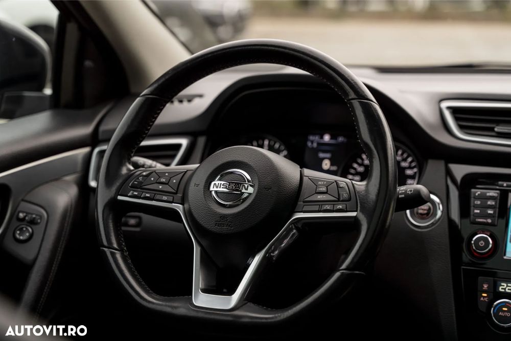 Nissan Qashqai 1.6 DCI Xtronic TEKNA+ - 20