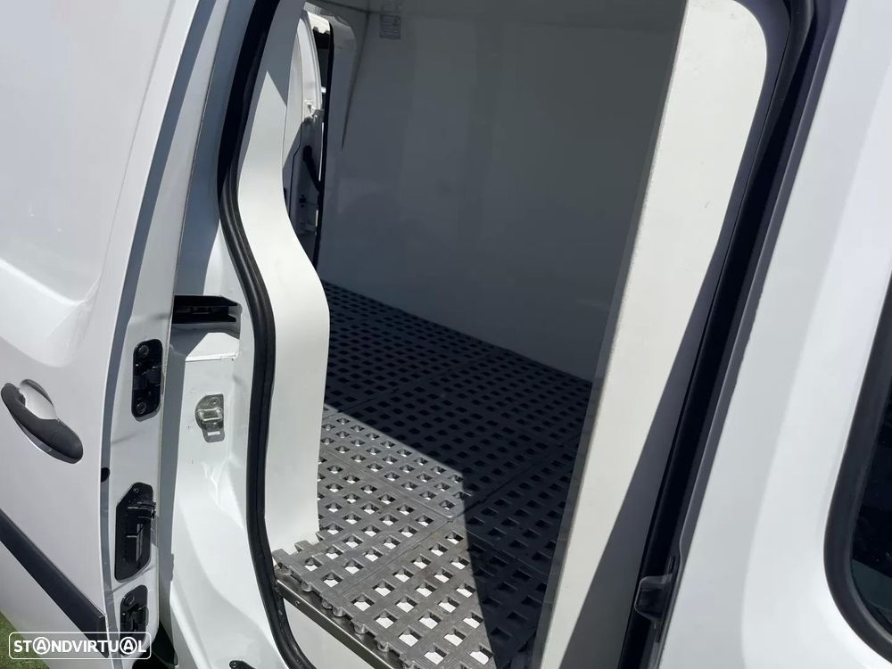 Renault Kangoo Maxi 1.5dCi Business 3Lug. (Fibrada) - 16