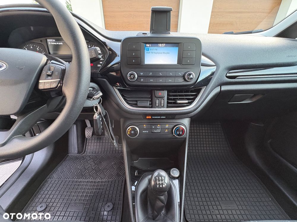 Ford Fiesta 1.1 TREND - 25