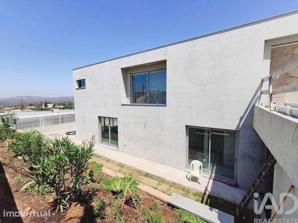Casa / Villa T3 em Loulé (São Clemente) de 263,00 m2 - Grande imagem: 2/23
