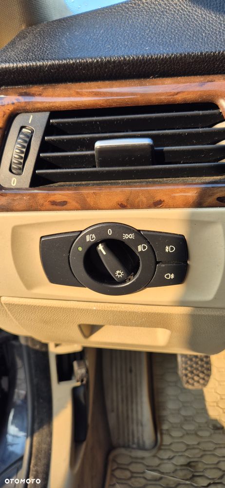 BMW Seria 3 325i - 15