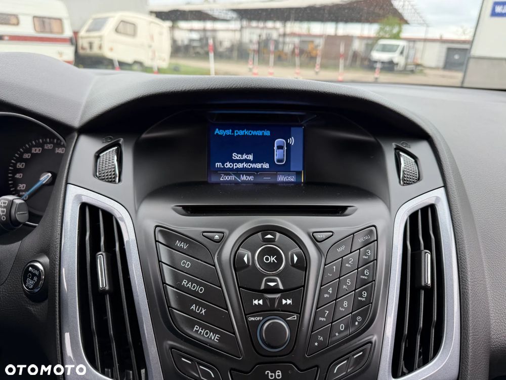 Ford Focus SW 1.0 EcoBoost Titanium - 17