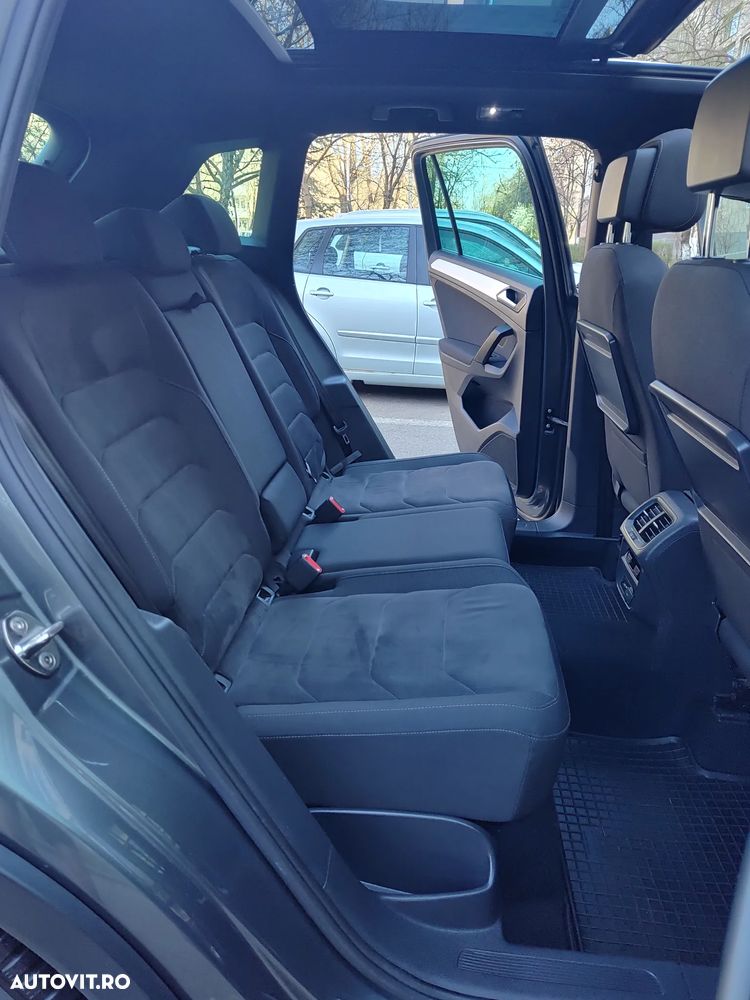 Volkswagen Tiguan - 16