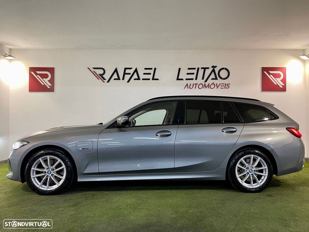 BMW 320 e Touring Auto - 9