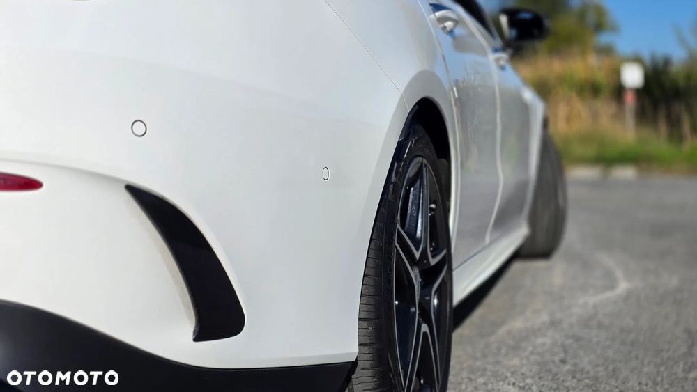 Mercedes-Benz CLA 200 AMG Line 7G-DCT - 30