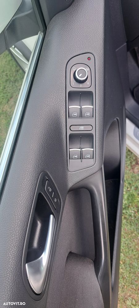 Volkswagen Tiguan - 9