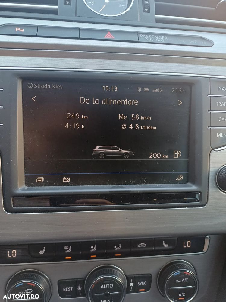 Volkswagen Passat 1.6 TDI Advance - 13