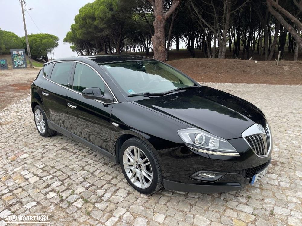 Lancia Delta 1.6 M-Jet Platino - 3